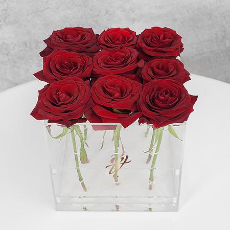Красные розы в прозрачной коробке GlassBox Small