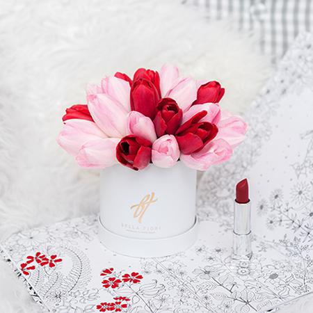 Красные и розовые тюльпаны в коробке Baby